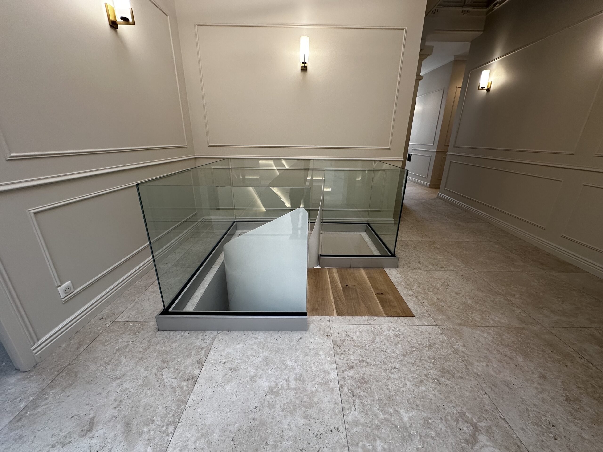 pose garde-corps verre sur Montpellier par ferronnerie métallerie FROMENT Valergues