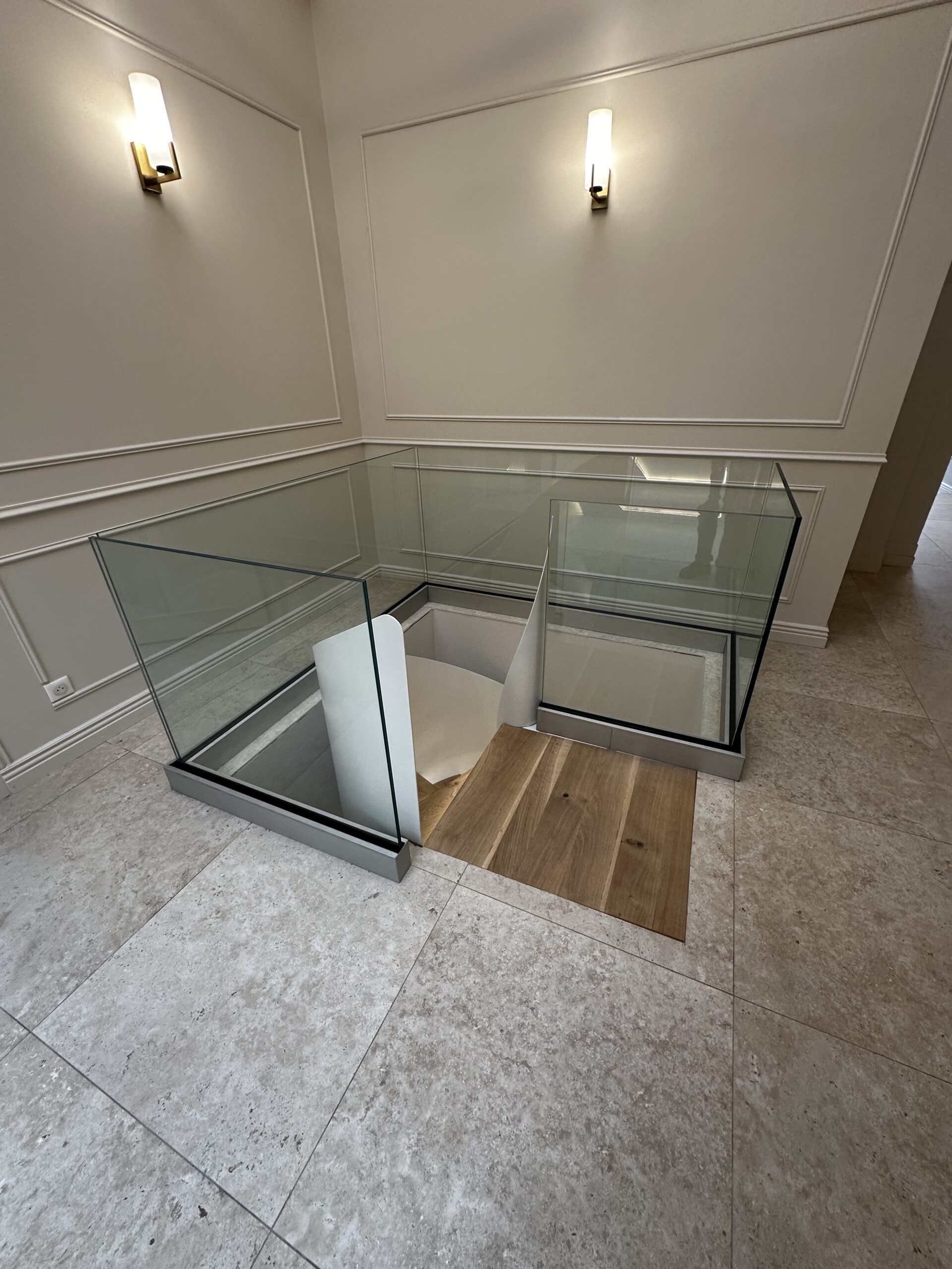 pose garde-corps verre sur Montpellier par ferronnerie métallerie FROMENT Valergues